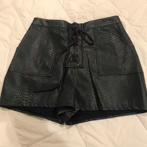 High waisted navy snake skin shorts
